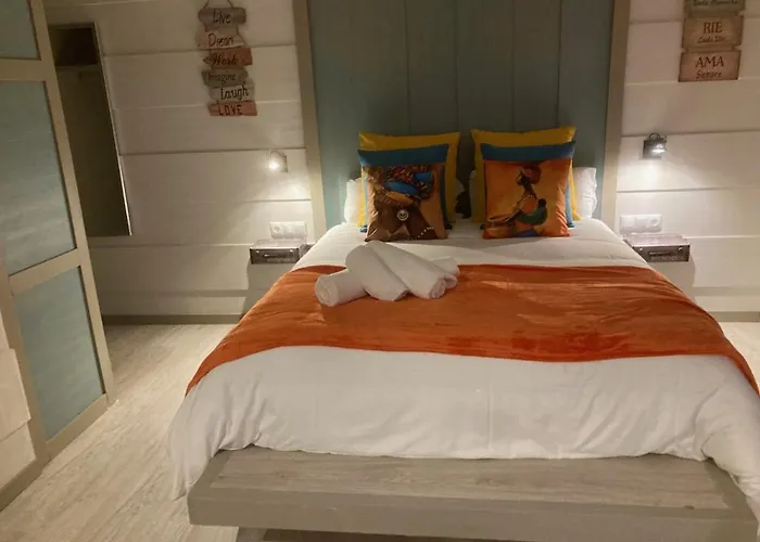 Alojamento de Acomodação e Pequeno-almoço Palma Marbella